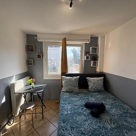 Superbe A 300 Metres Gare Apartment Melun