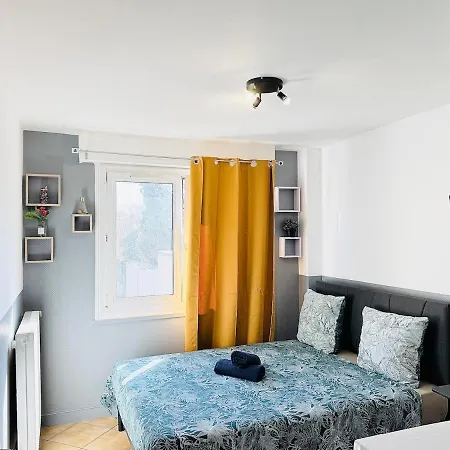 Superbe A 300 Metres Gare Apartment Melun