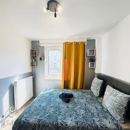 Apartment Superbe A 300 Metres Gare