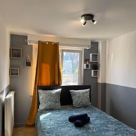 Superbe A 300 Metres Gare Apartment Melun